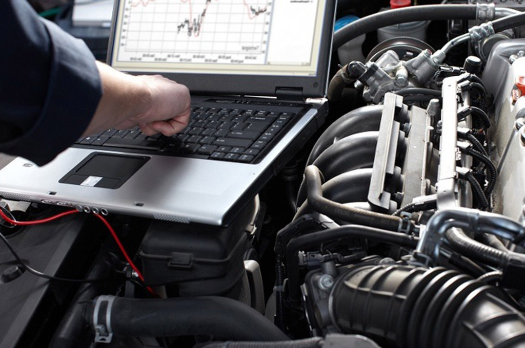 Diagnosi e riparazione sistema elettrico | Servizi | Jeep De Lucia